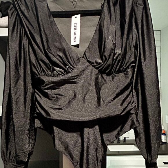 Steve Madden Long Sleeve Black V-Neck Body Suit Size Large - Picture 2 of 6